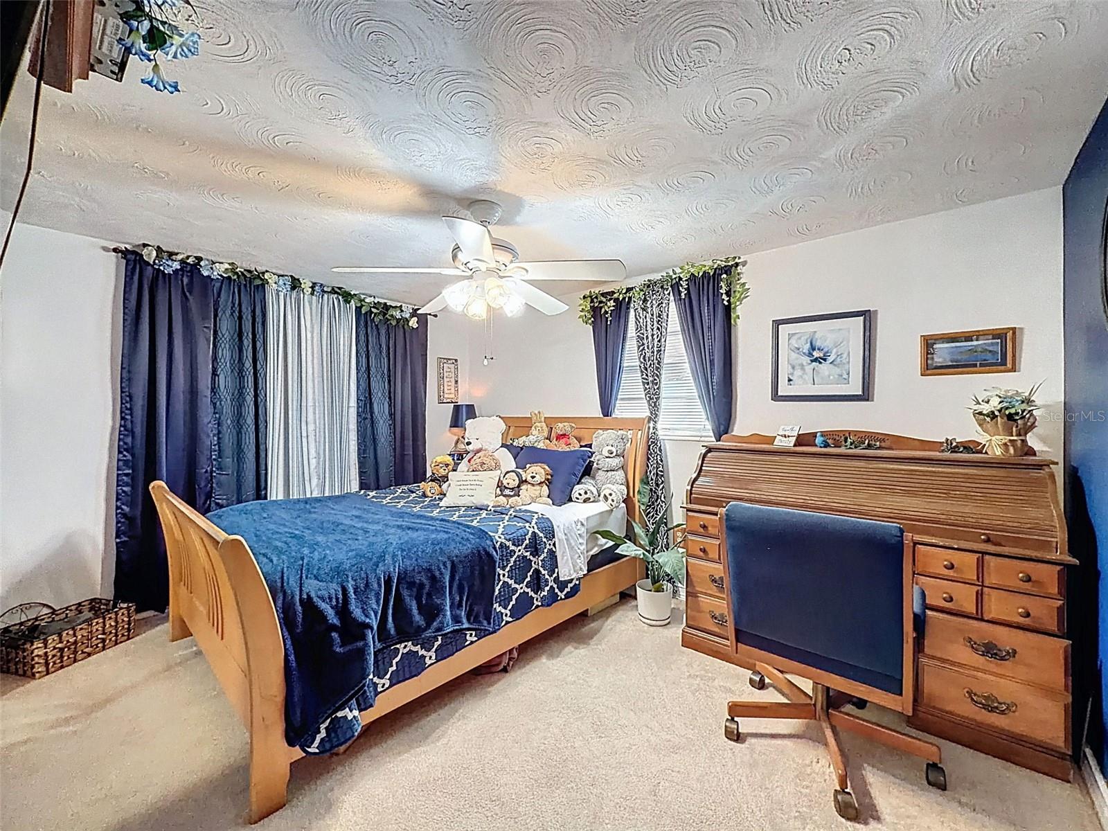 Image 32 of 47 For 3529 Garfield Drive