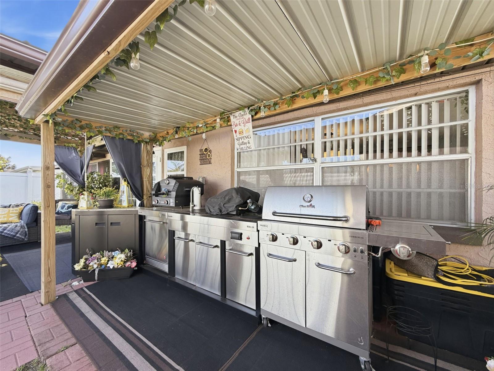 Image 38 of 47 For 3529 Garfield Drive