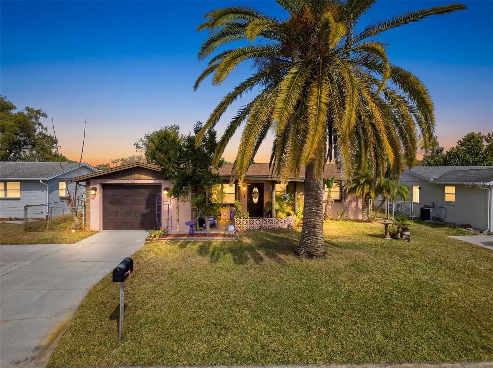 Image 45 of 47 For 3529 Garfield Drive