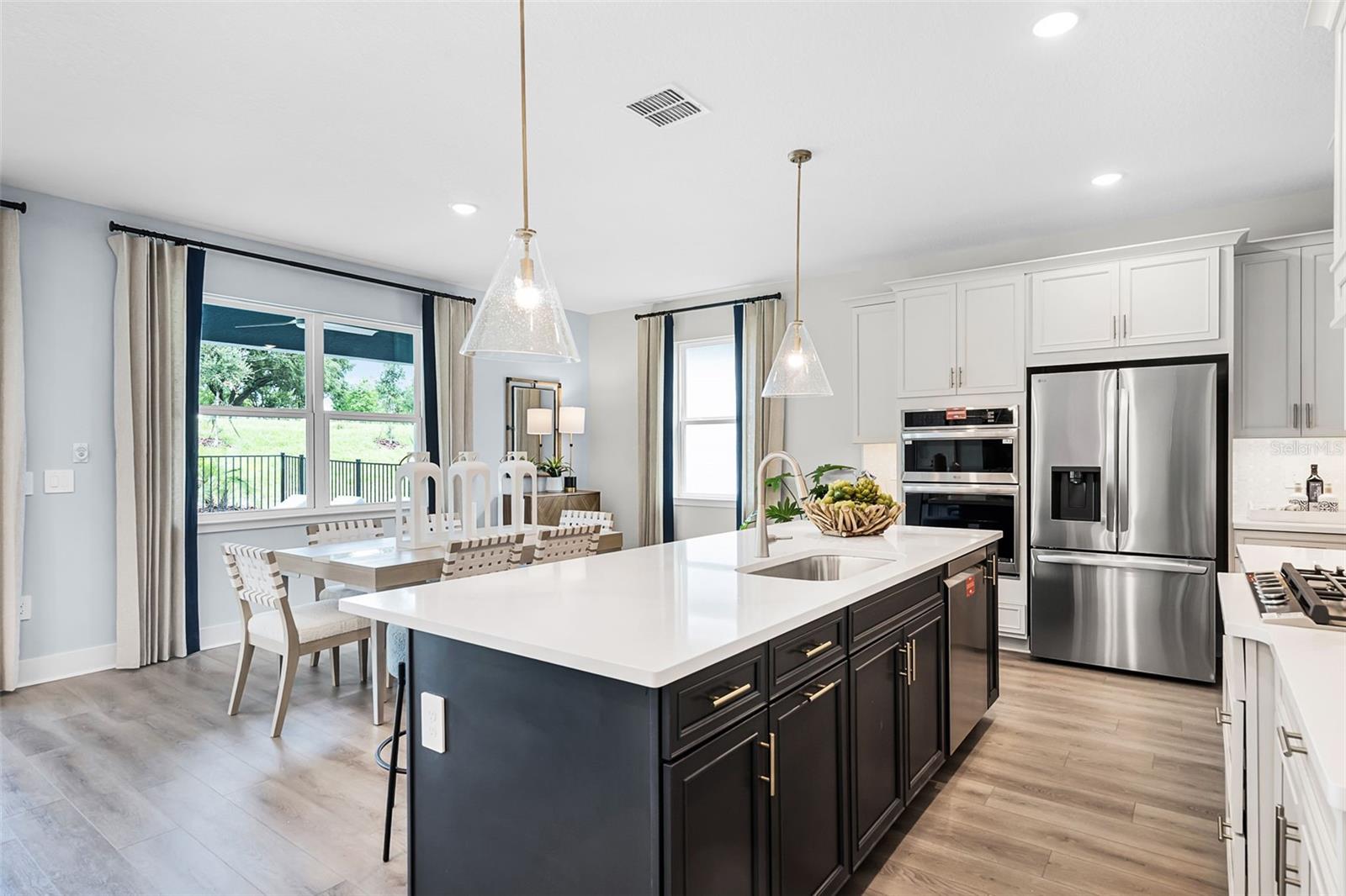 Image 3 of 22 For 687 Emerald Grove Drive