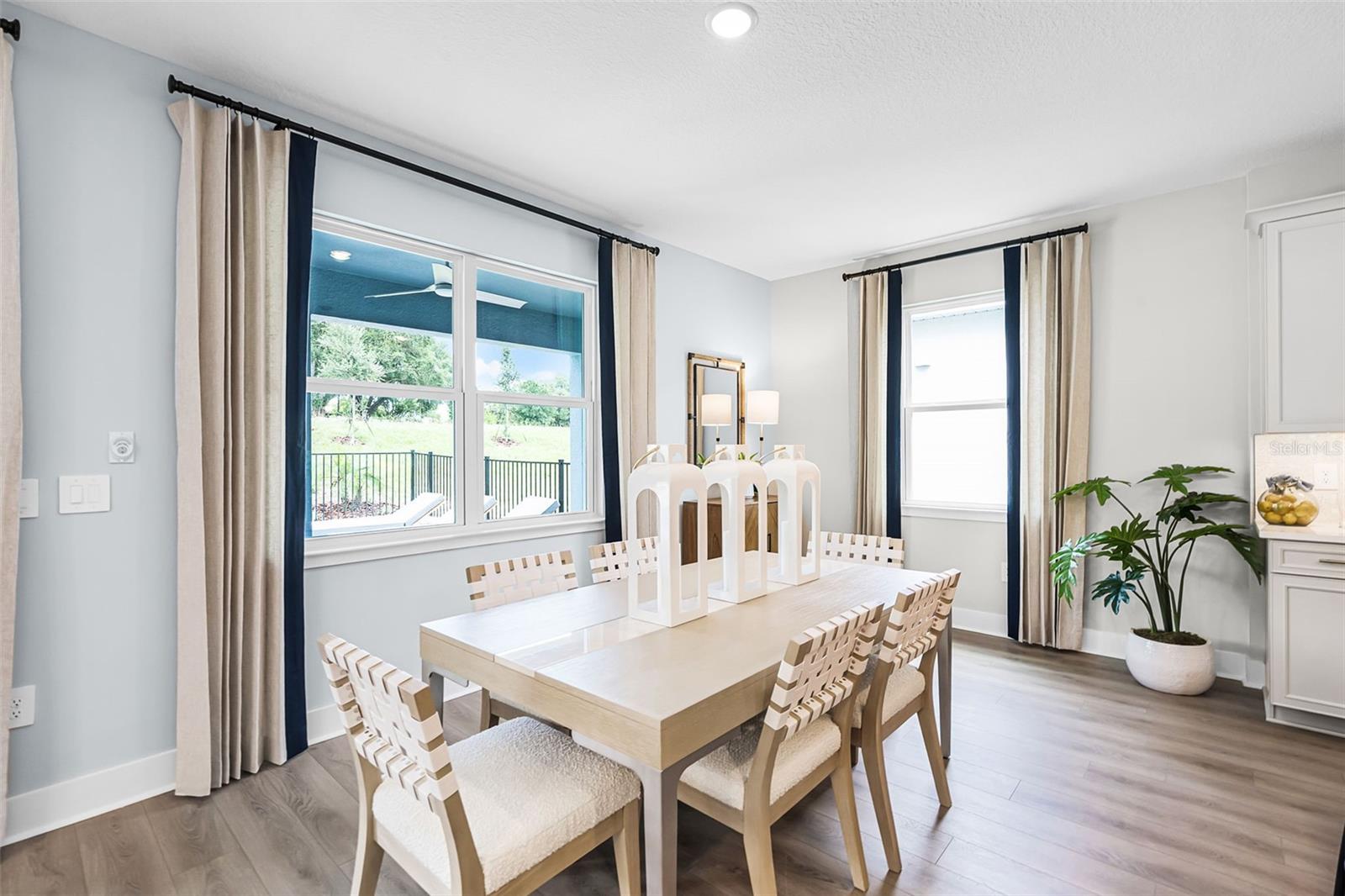 Image 4 of 22 For 687 Emerald Grove Drive