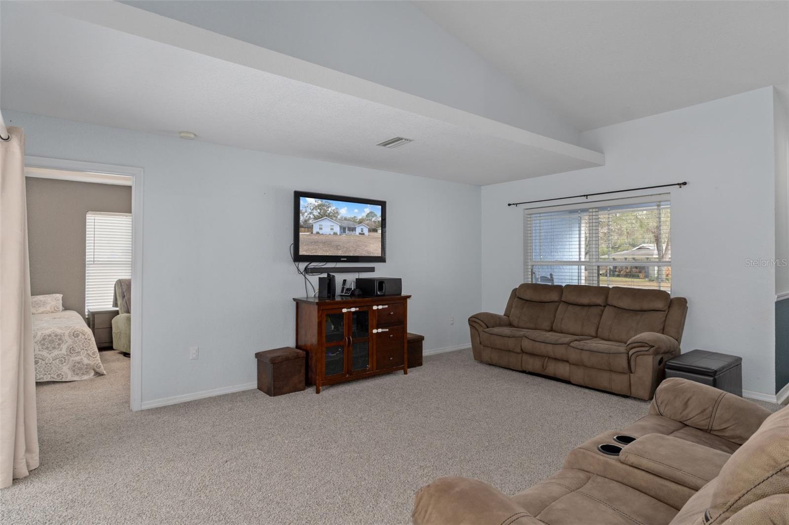 Image 10 of 43 For 10041 Kimbrough Drive