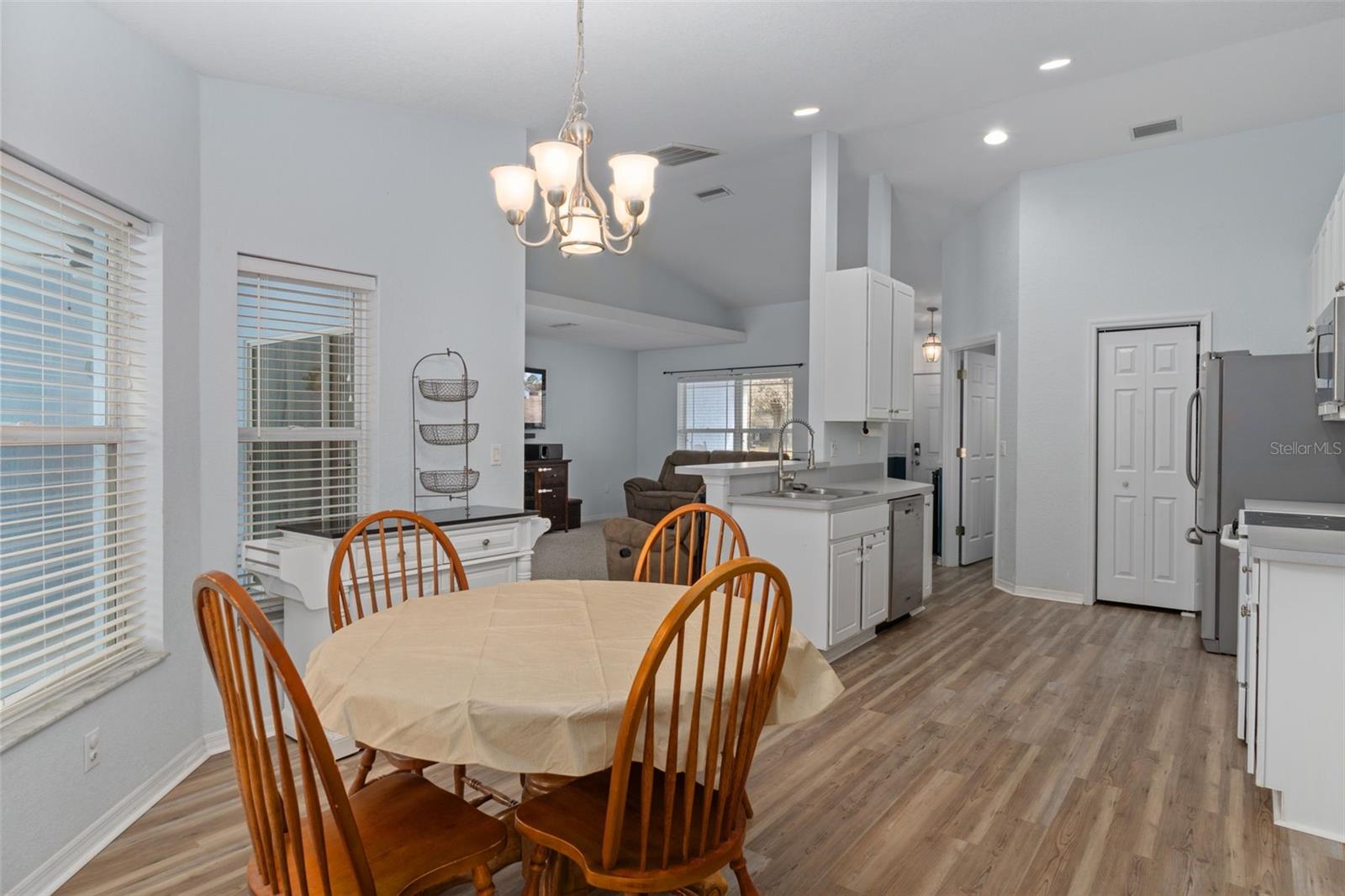 Image 17 of 43 For 10041 Kimbrough Drive