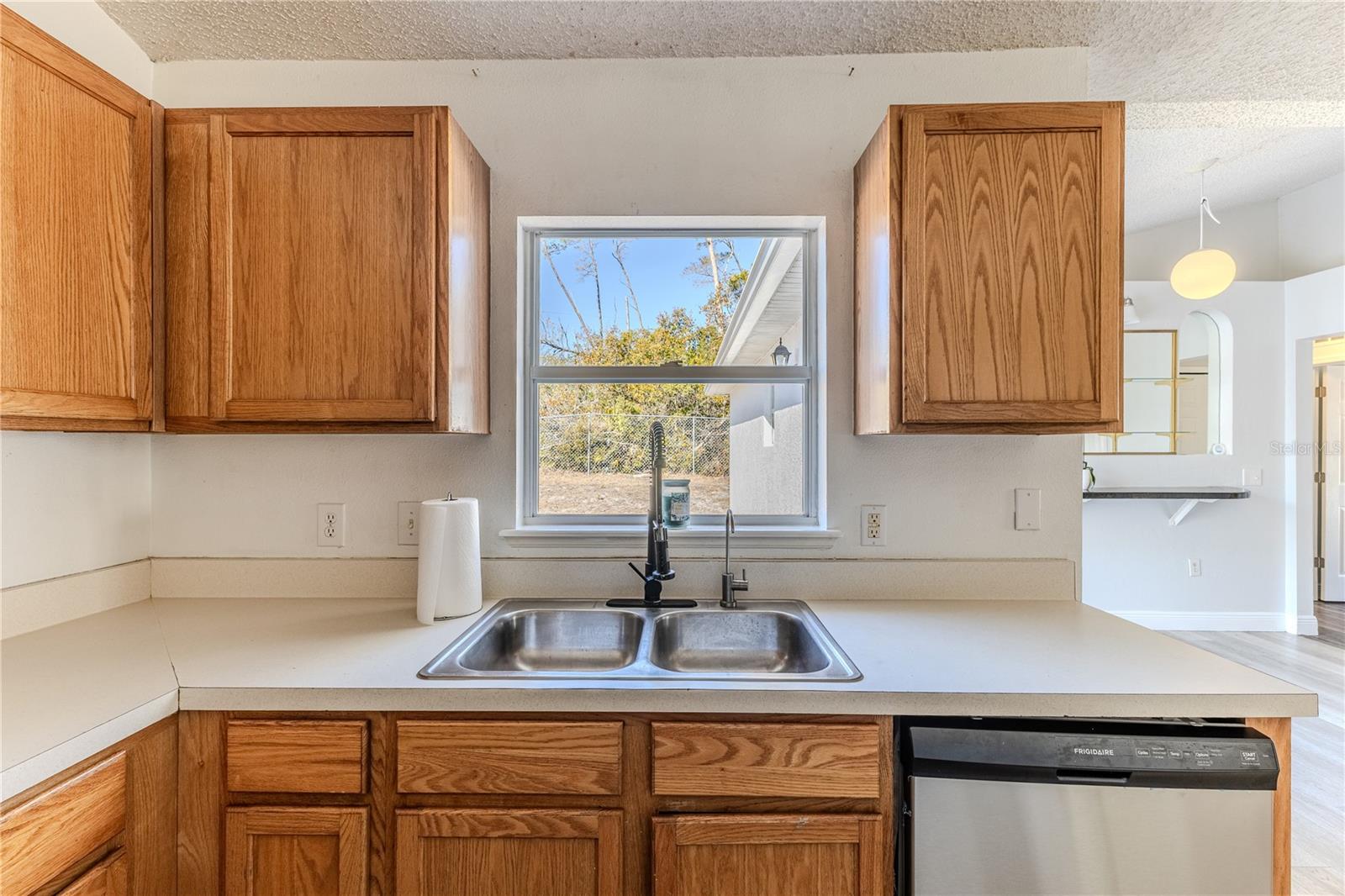 Image 12 of 34 For 5437 Freeport Drive