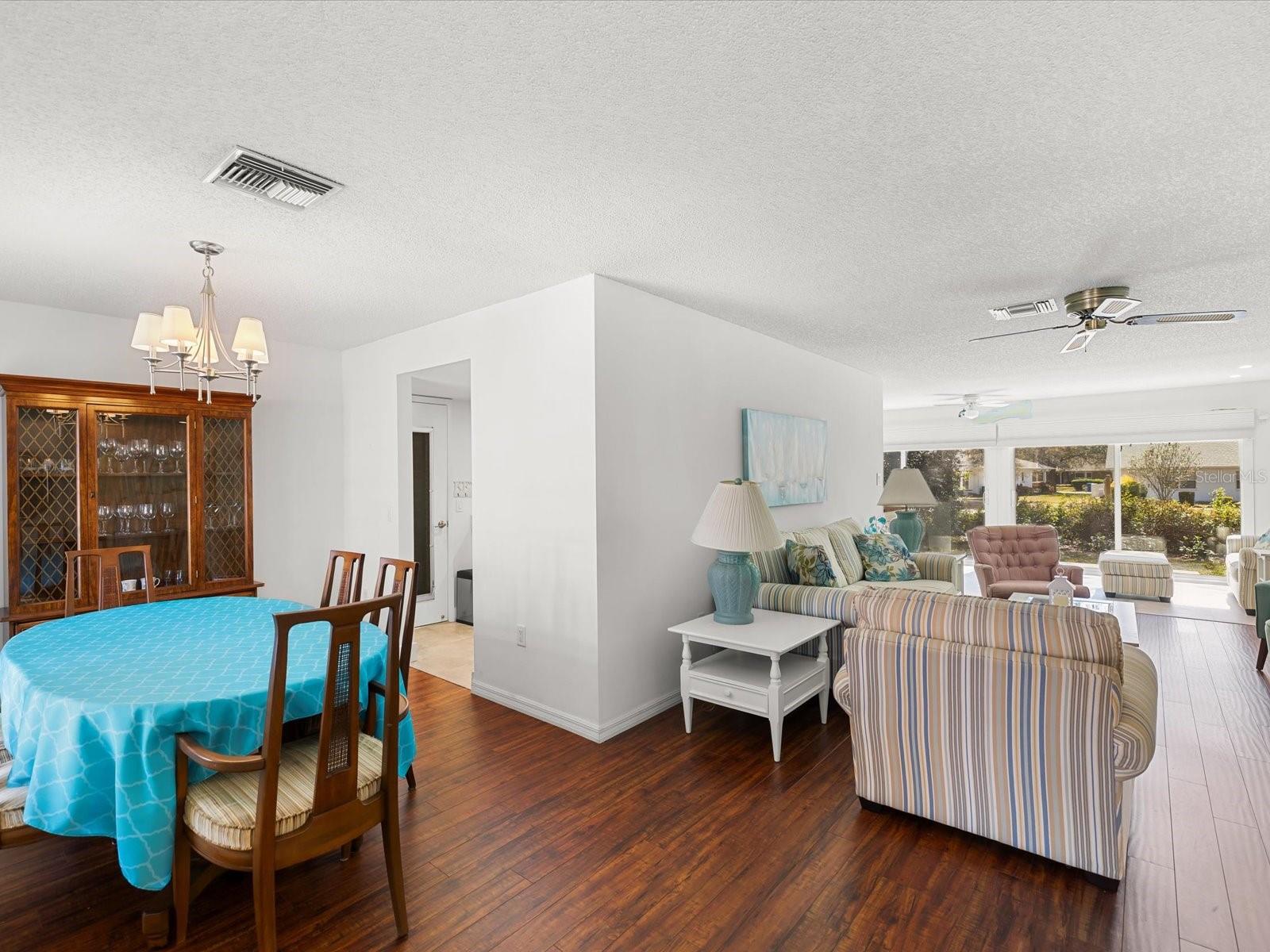 Image 14 of 62 For 6580 Brambleleaf Drive