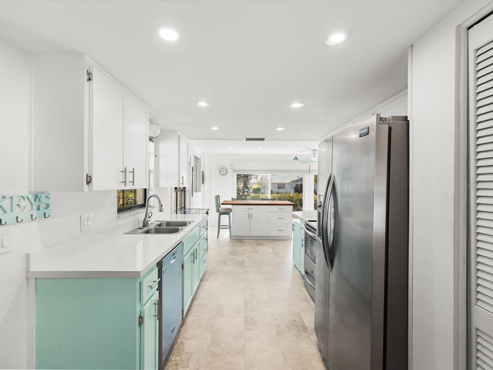 Image 3 of 62 For 6580 Brambleleaf Drive