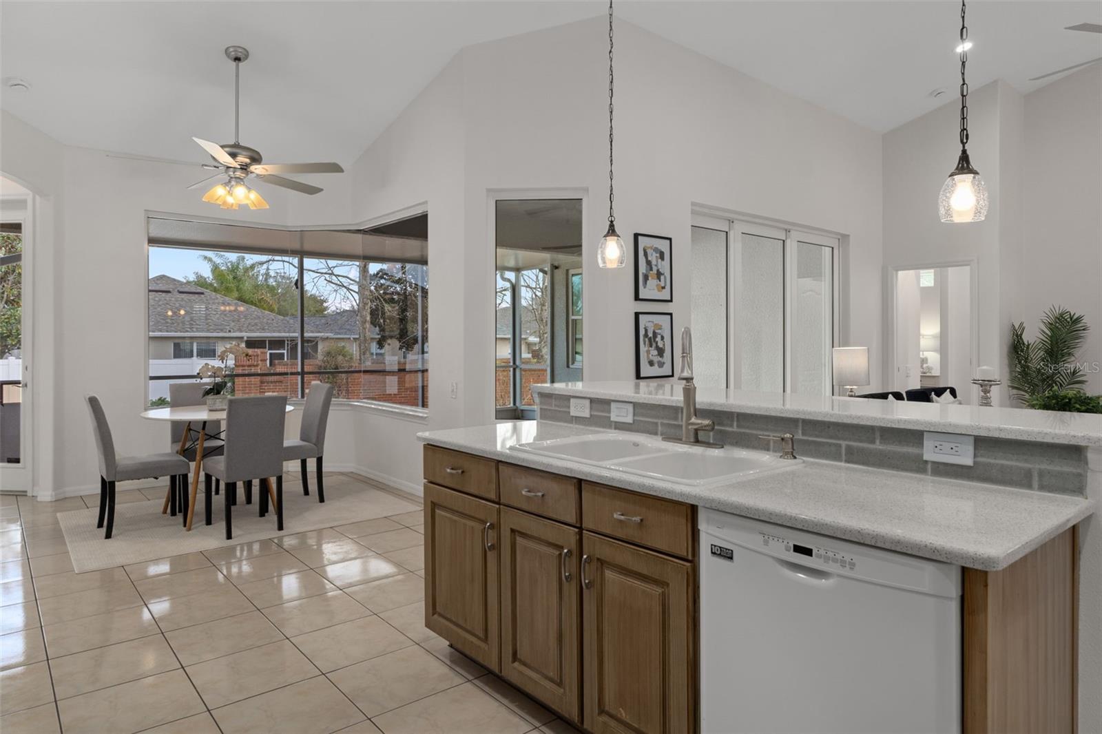 Image 14 of 54 For 9143 Luncarty Drive