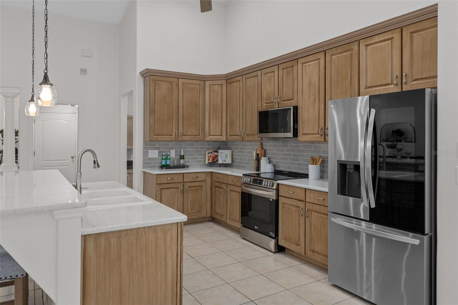 Image 16 of 54 For 9143 Luncarty Drive