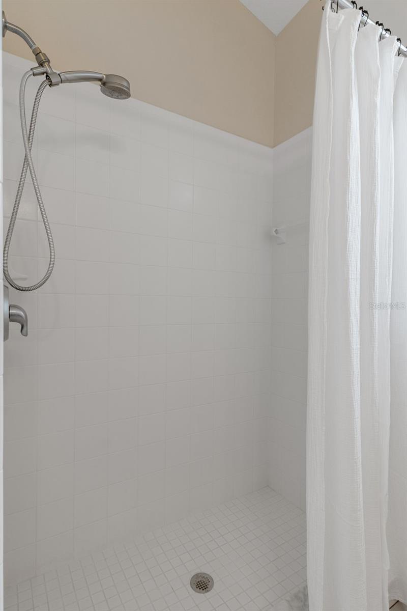 Image 37 of 54 For 9143 Luncarty Drive