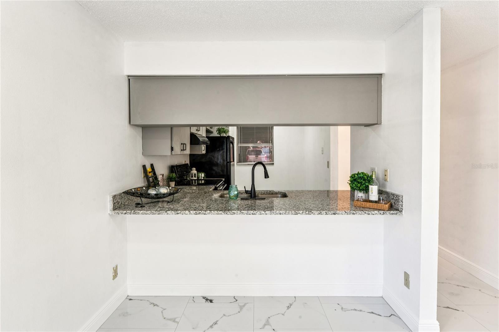 Image 15 of 43 For 6324 Bonnie Bay Circle N