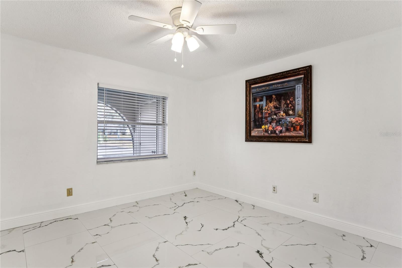 Image 23 of 43 For 6324 Bonnie Bay Circle N