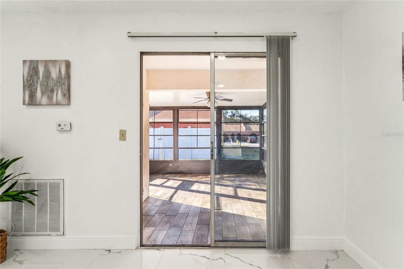 Image 29 of 43 For 6324 Bonnie Bay Circle N