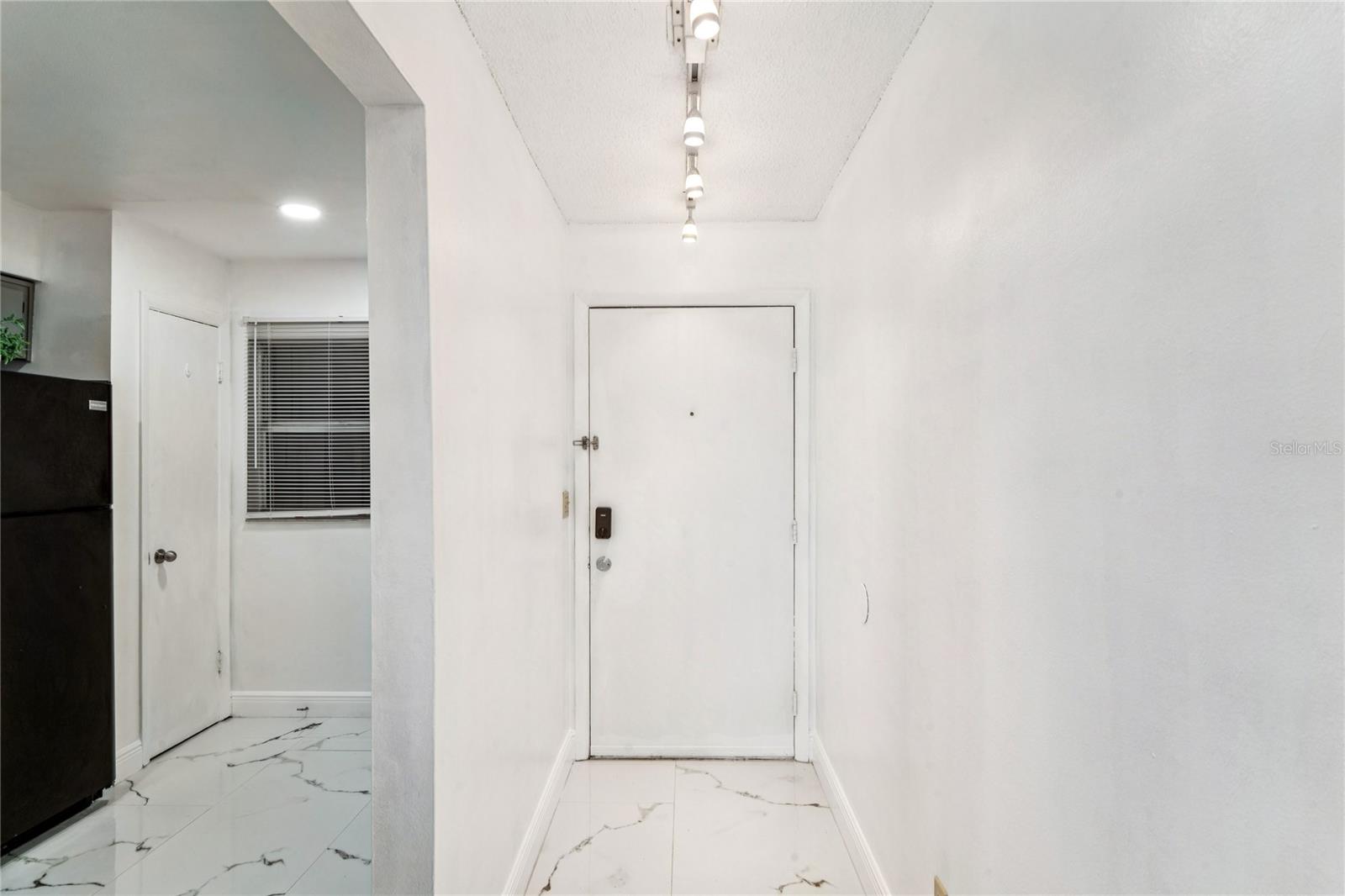 Image 3 of 43 For 6324 Bonnie Bay Circle N