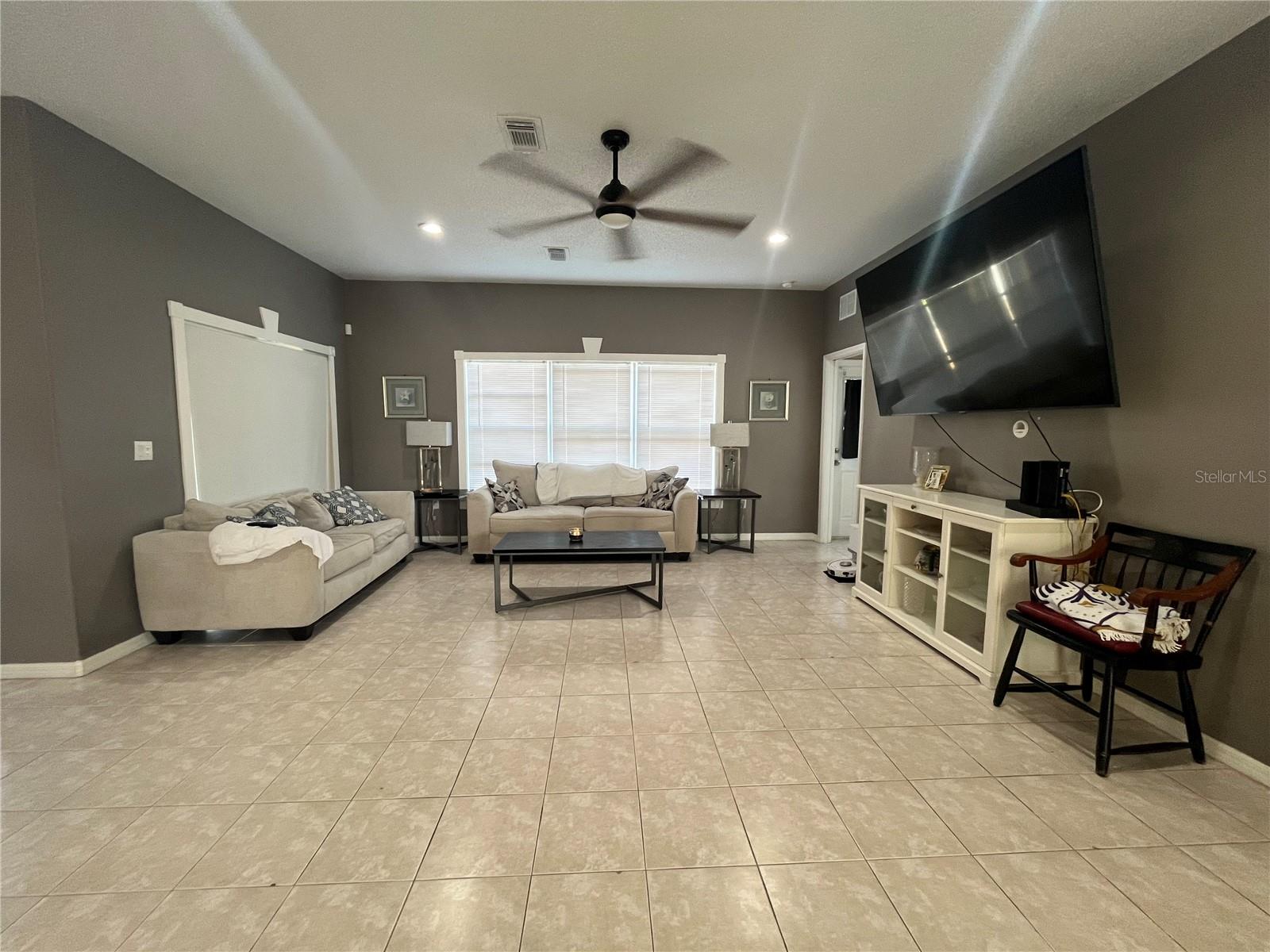 Image 10 of 44 For 1914 Oswego Drive