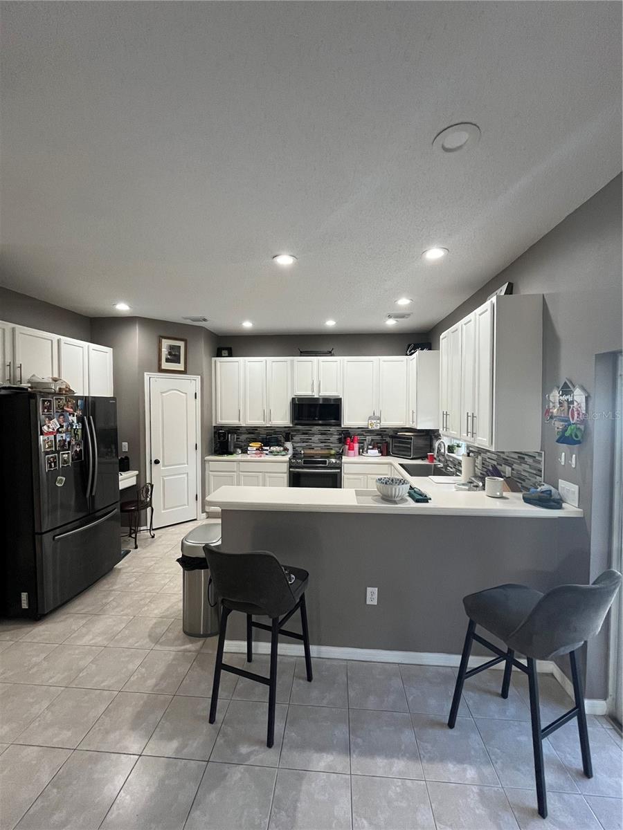 Image 11 of 44 For 1914 Oswego Drive