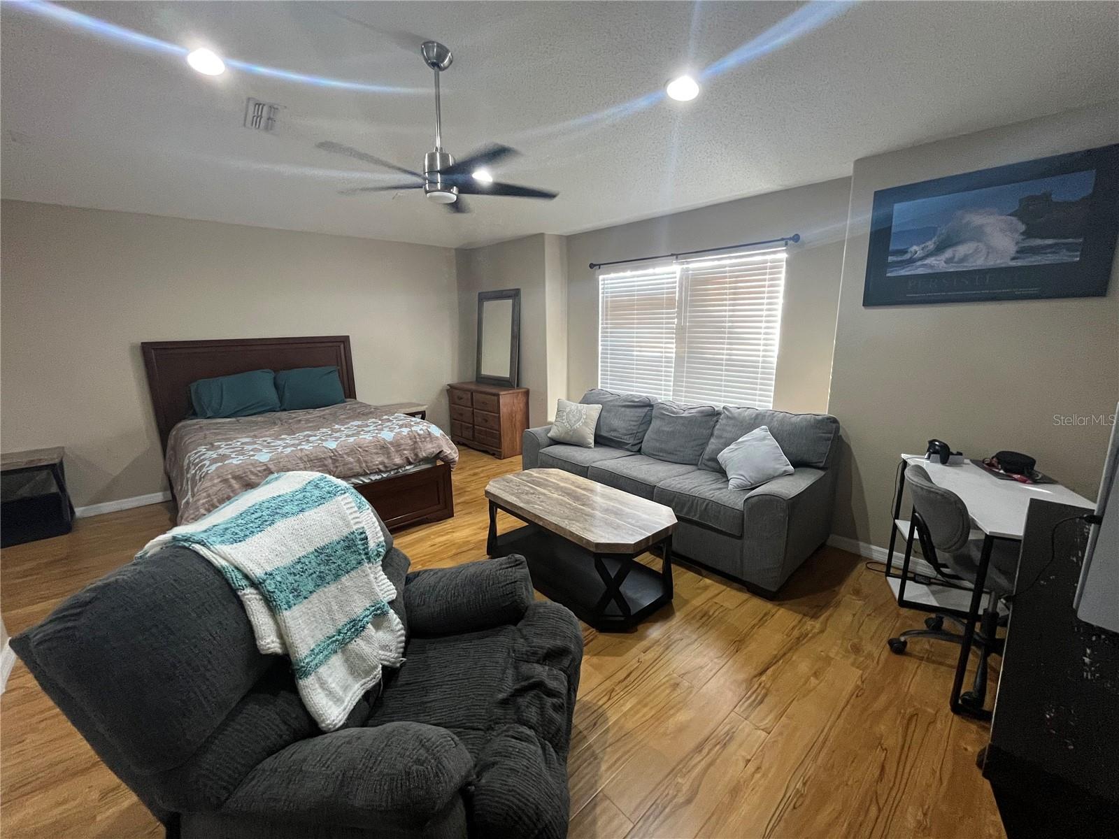 Image 20 of 44 For 1914 Oswego Drive