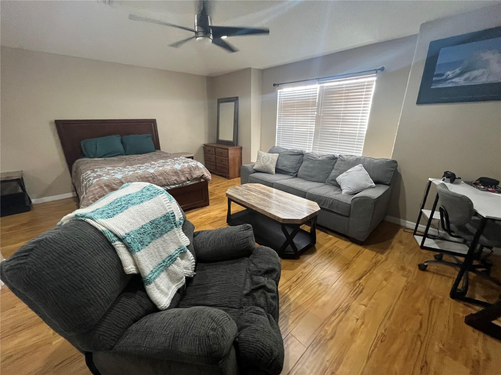 Image 23 of 44 For 1914 Oswego Drive