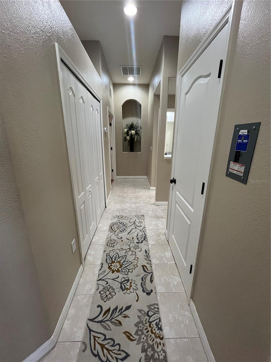 Image 28 of 44 For 1914 Oswego Drive