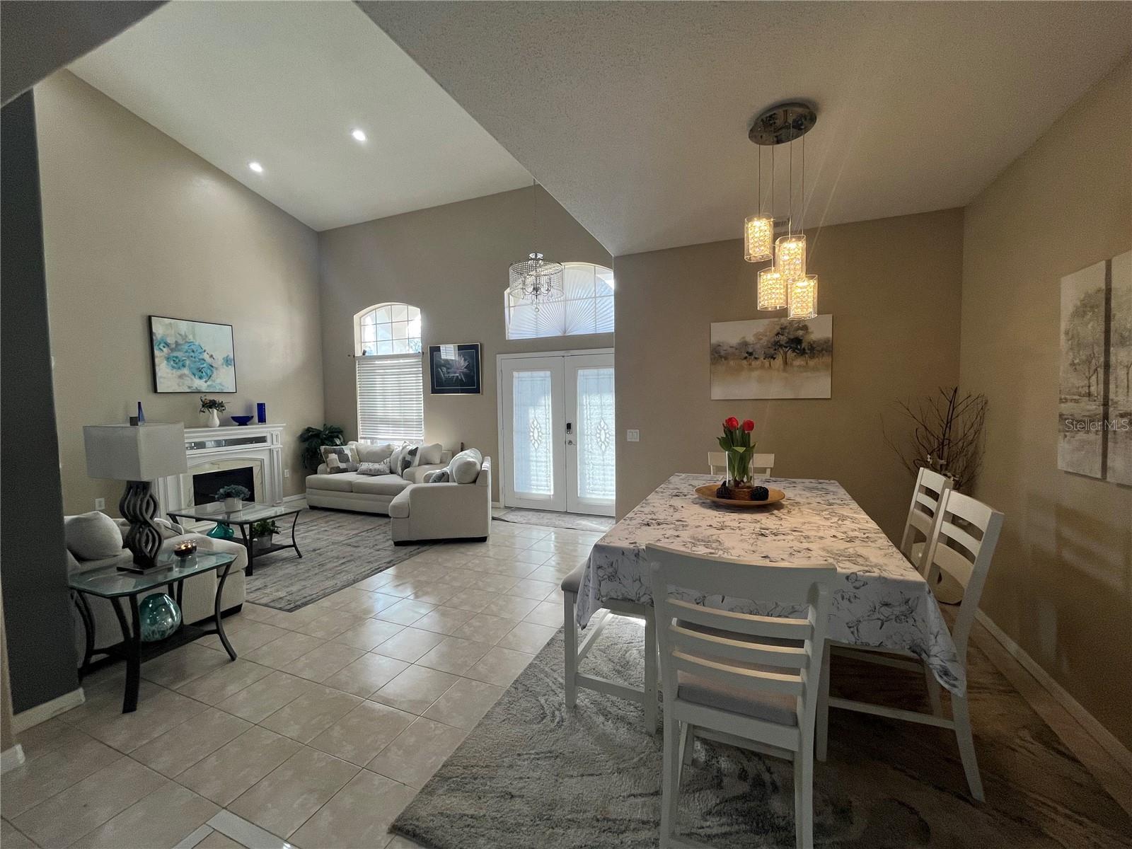 Image 5 of 44 For 1914 Oswego Drive