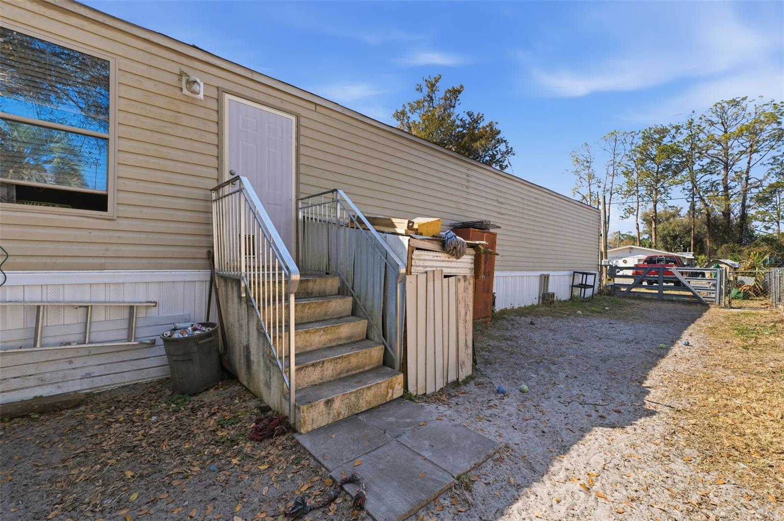 Image 21 of 37 For 10501 Patience Lane