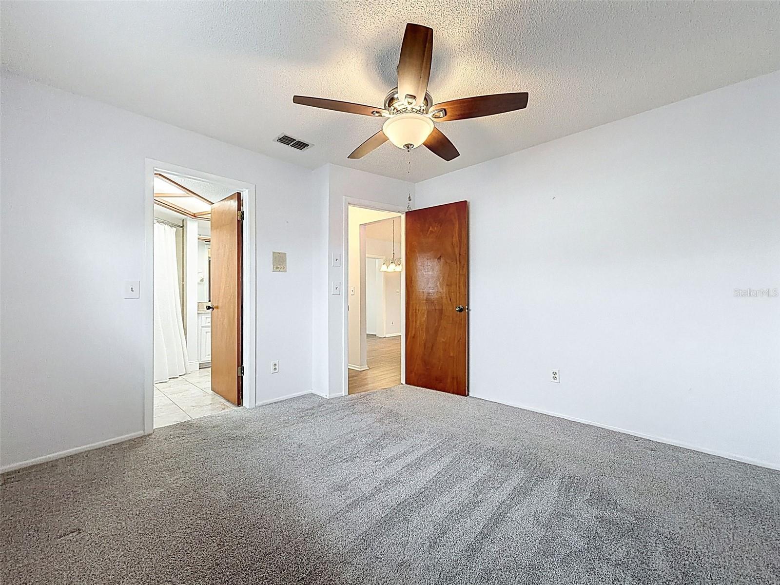 Image 41 of 72 For 1196 Macfarlane Avenue