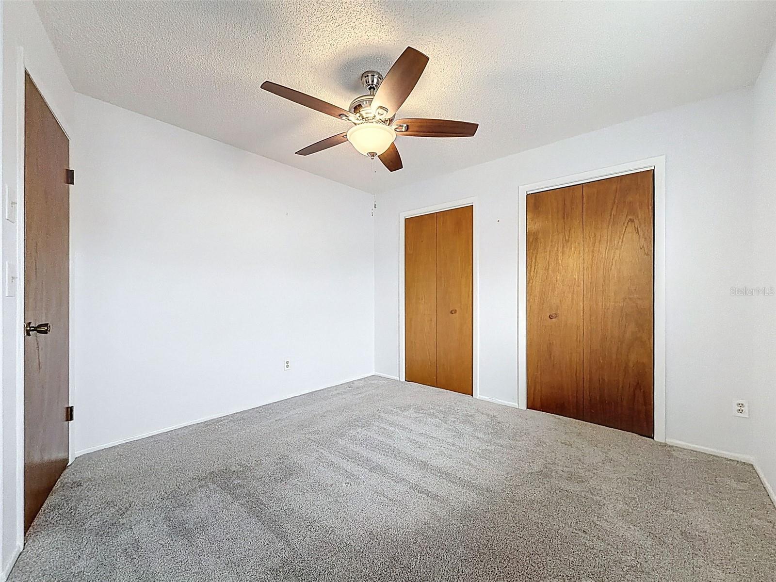 Image 42 of 72 For 1196 Macfarlane Avenue