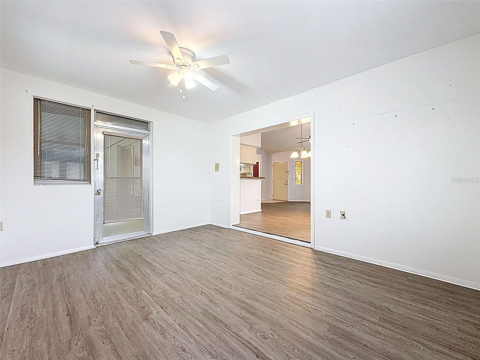 Image 49 of 72 For 1196 Macfarlane Avenue