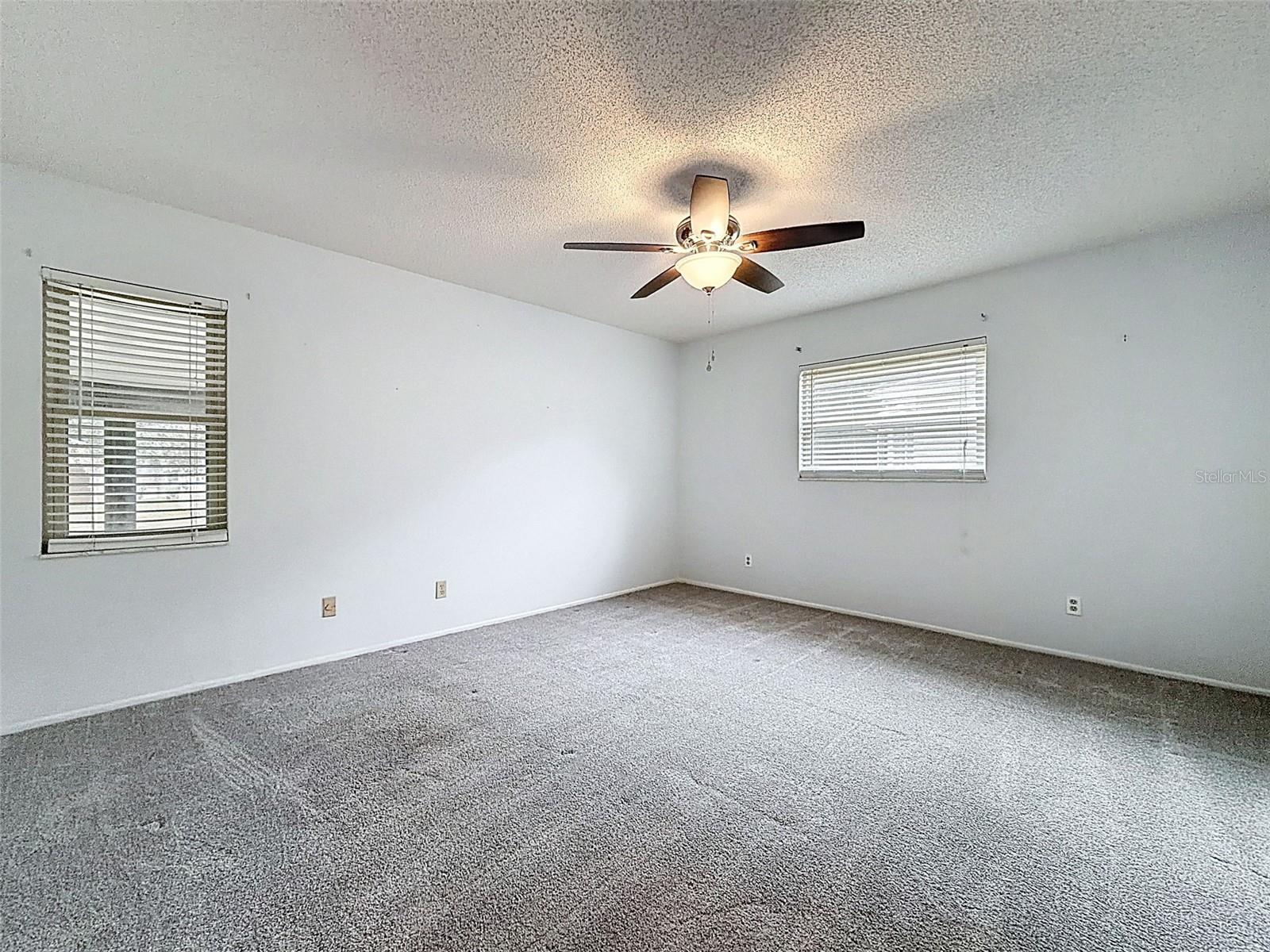 Image 51 of 72 For 1196 Macfarlane Avenue