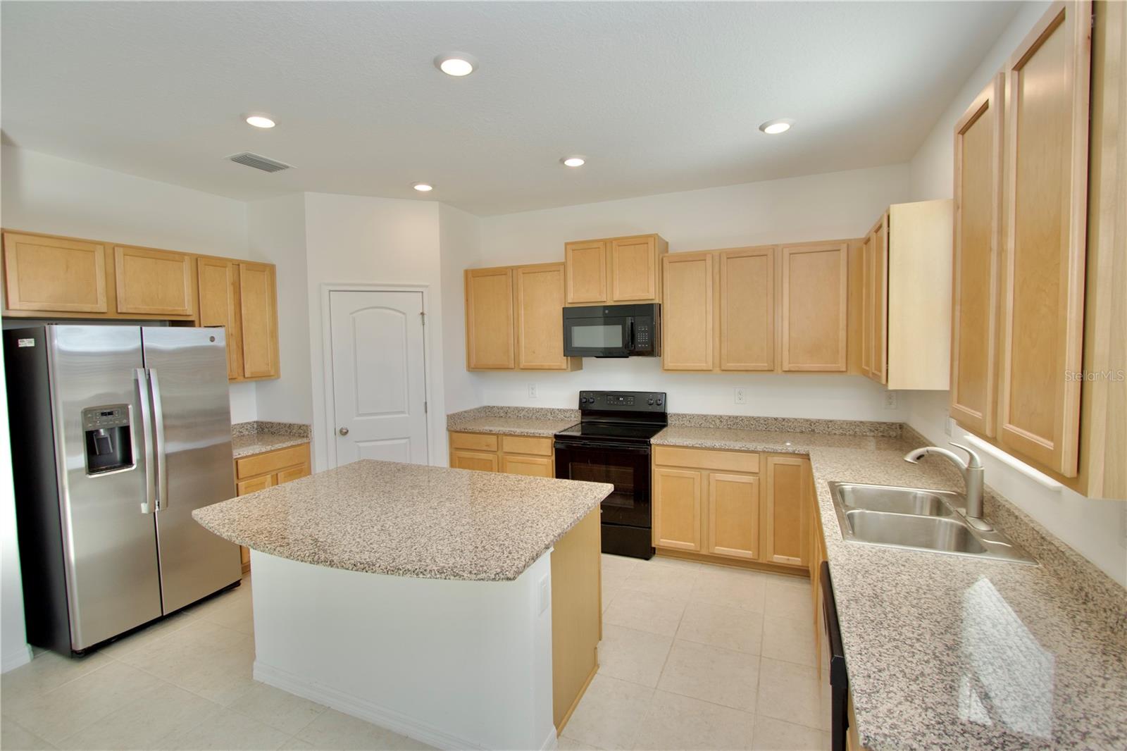 Image 8 of 29 For 13606 Moosehead Circle