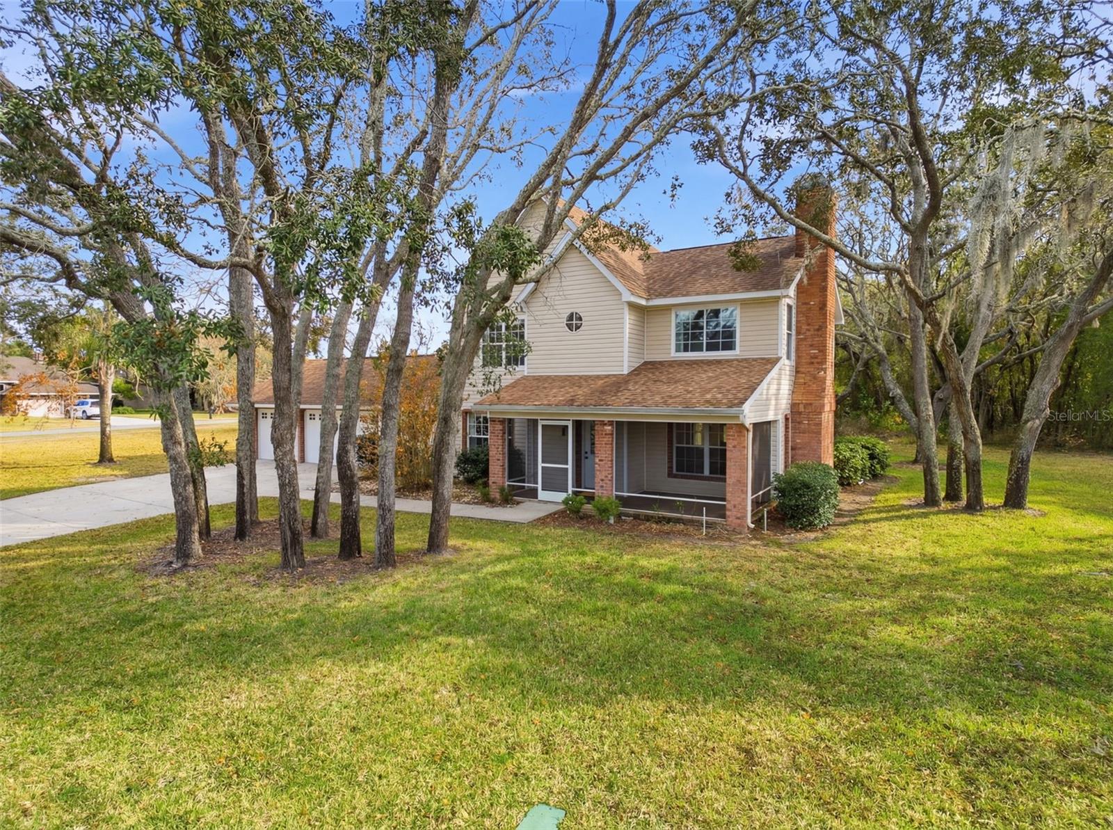 Listing photo id 41 for 132 Forest Wood Court