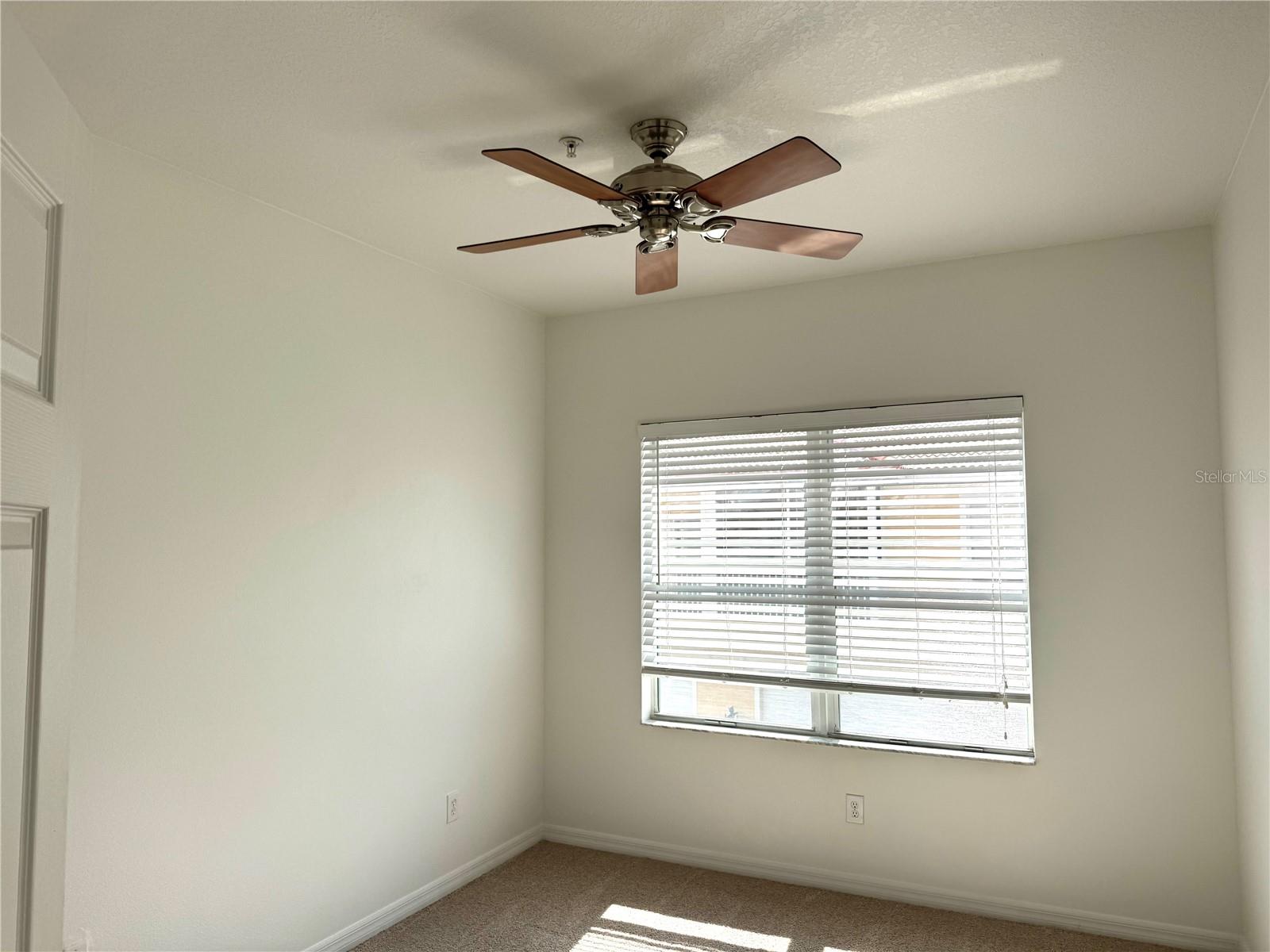 Image 21 of 26 For 21007 Sunpoint Way 202