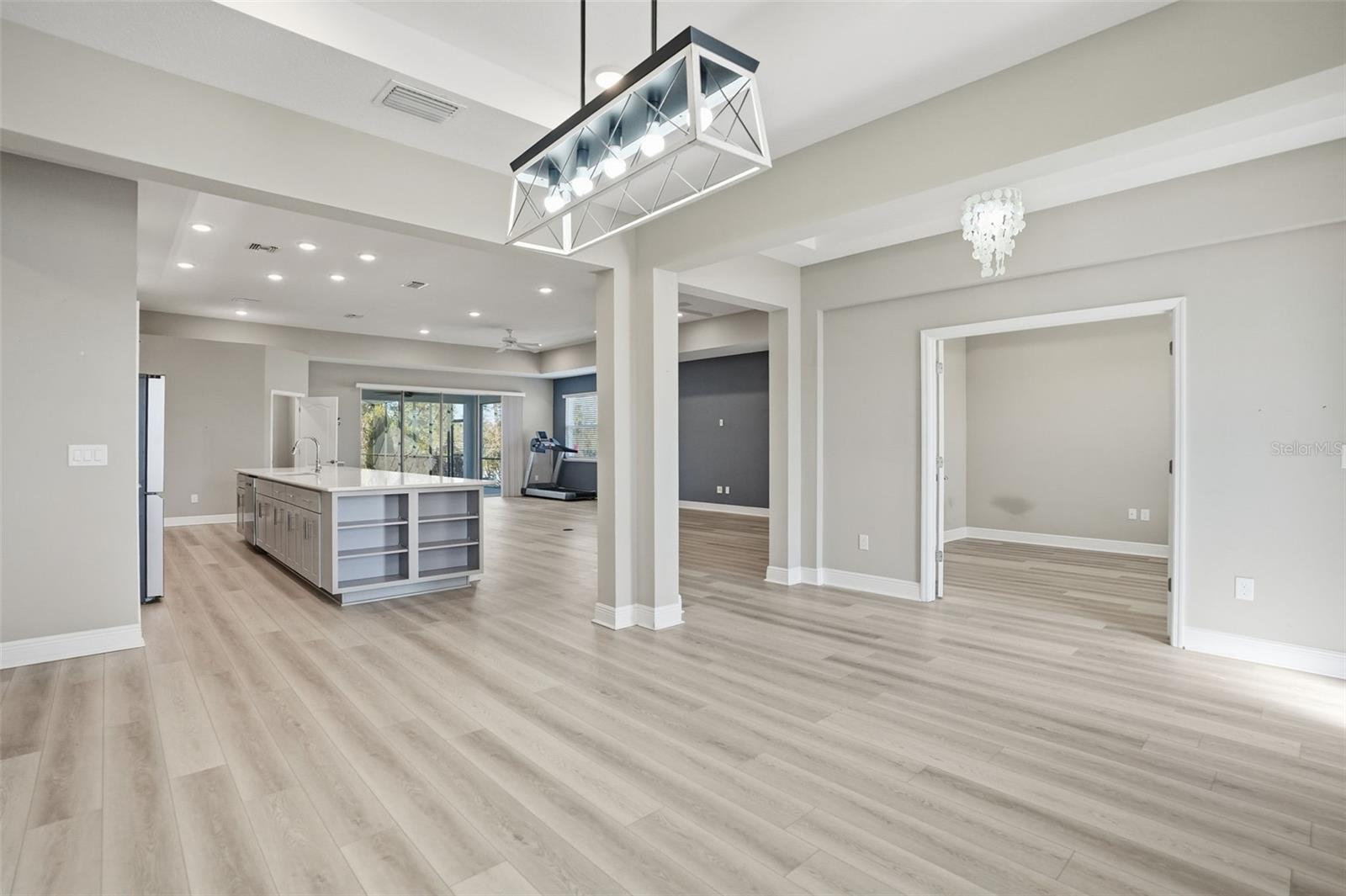 Image 25 of 78 For 9667 Pantera Loop