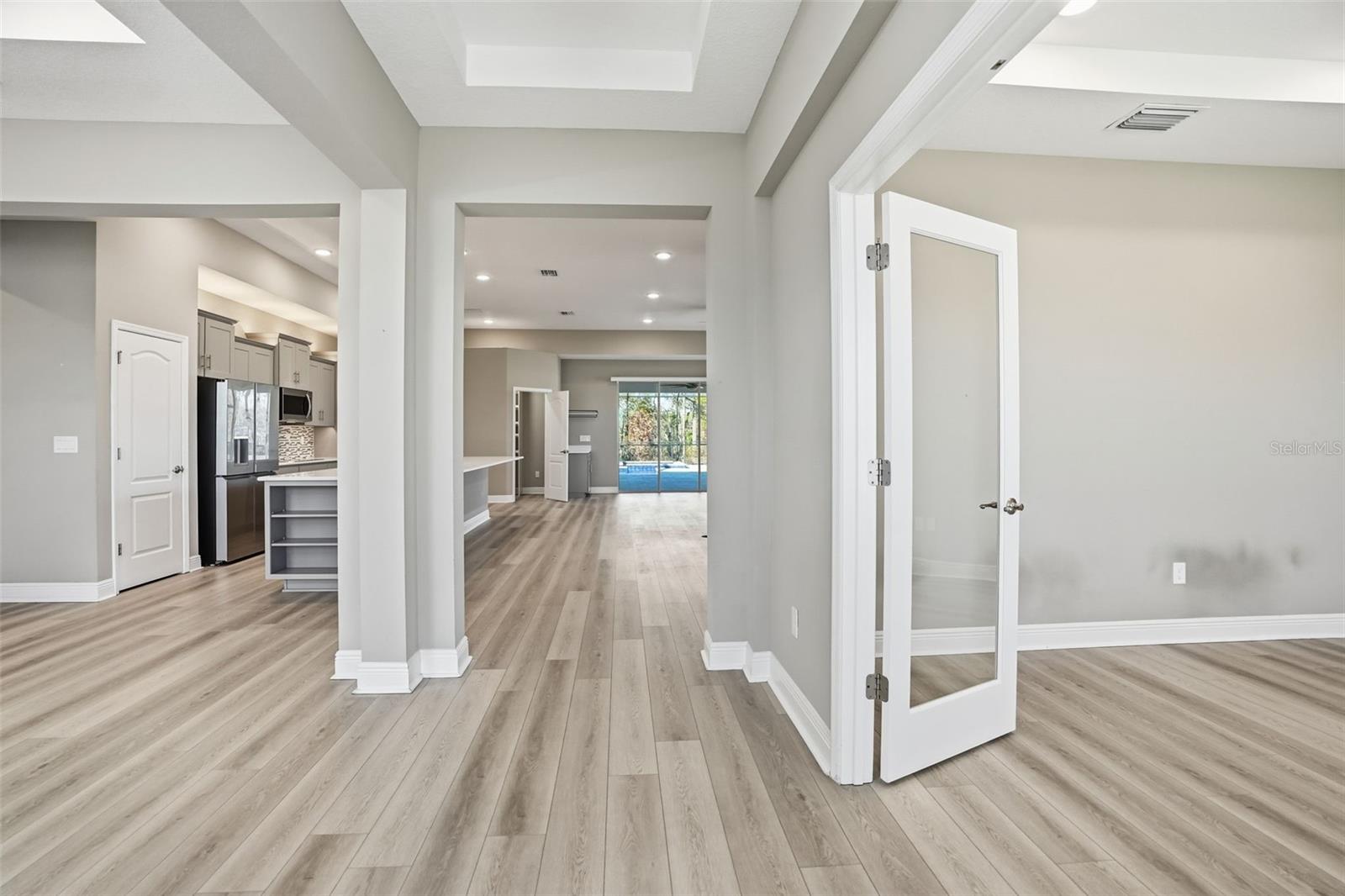 Image 7 of 78 For 9667 Pantera Loop