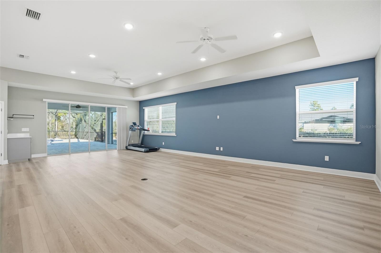 Image 9 of 78 For 9667 Pantera Loop