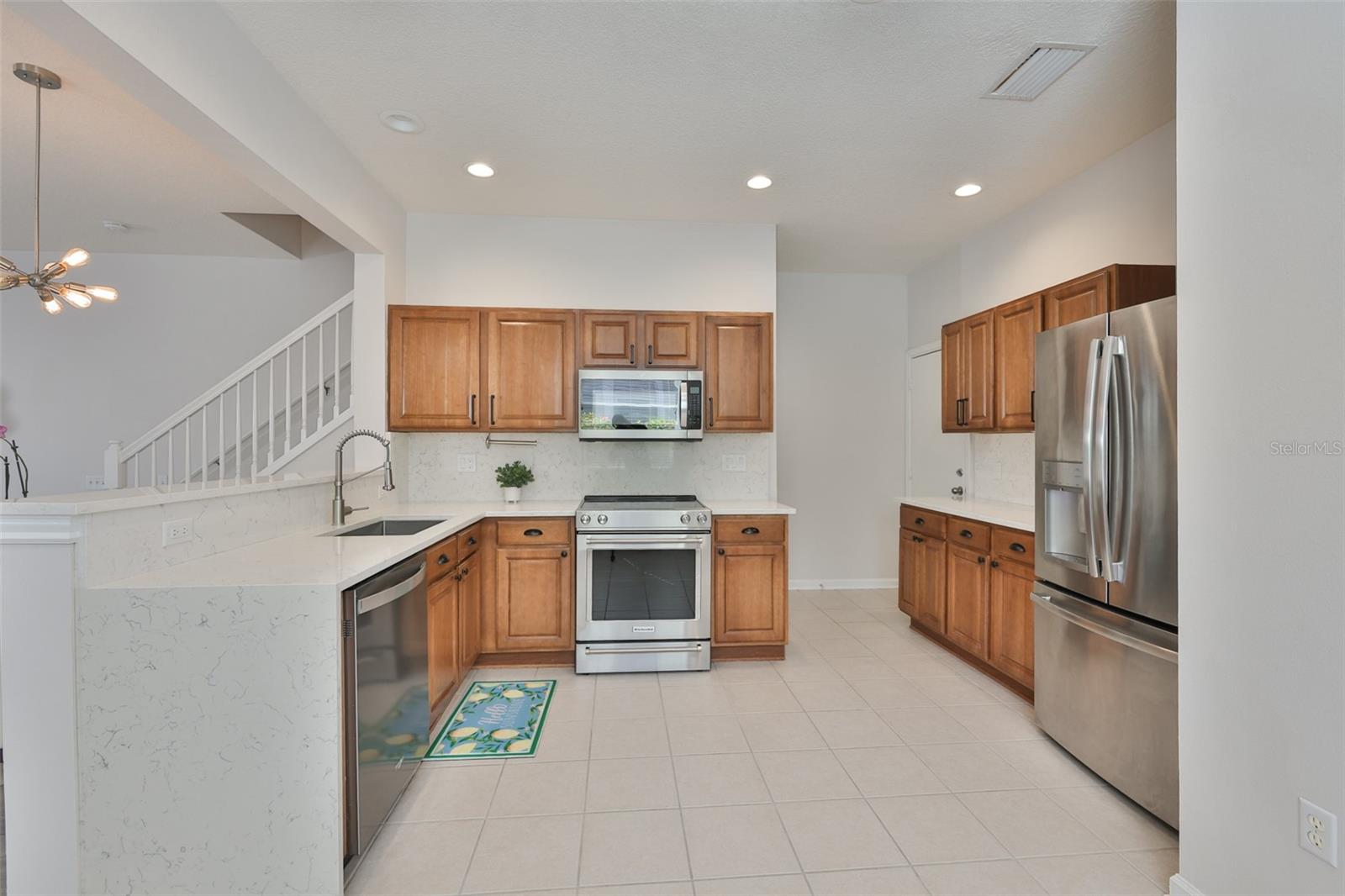 Listing photo id 8 for 4611 Barnstead Drive