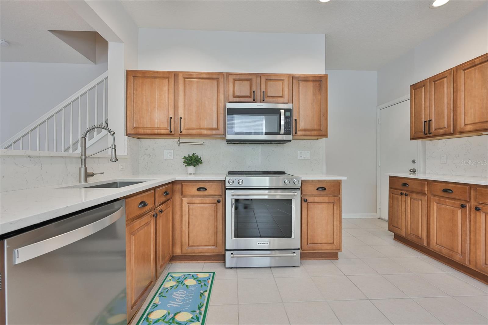 Listing photo id 12 for 4611 Barnstead Drive