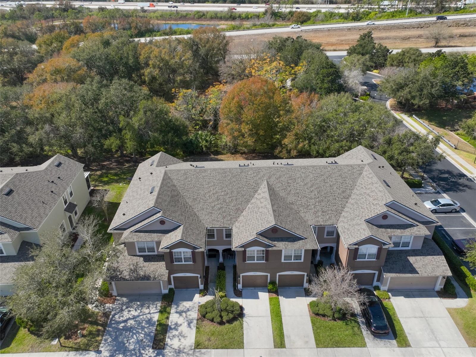 Listing photo id 2 for 4611 Barnstead Drive