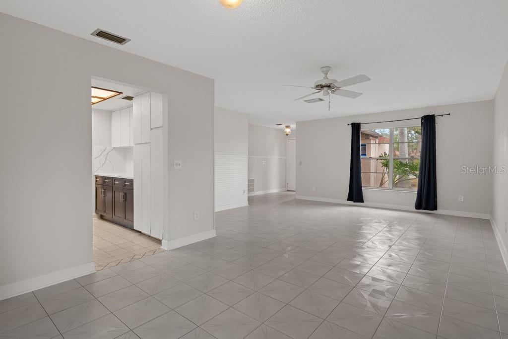 Image 12 of 62 For 5524 Gridley Lane