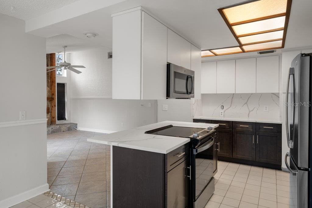 Image 14 of 62 For 5524 Gridley Lane