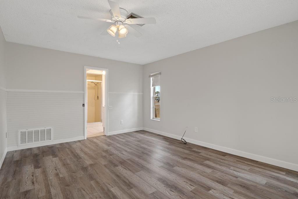 Image 22 of 62 For 5524 Gridley Lane