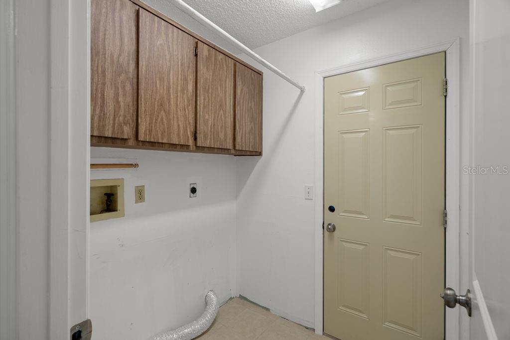 Image 33 of 62 For 5524 Gridley Lane