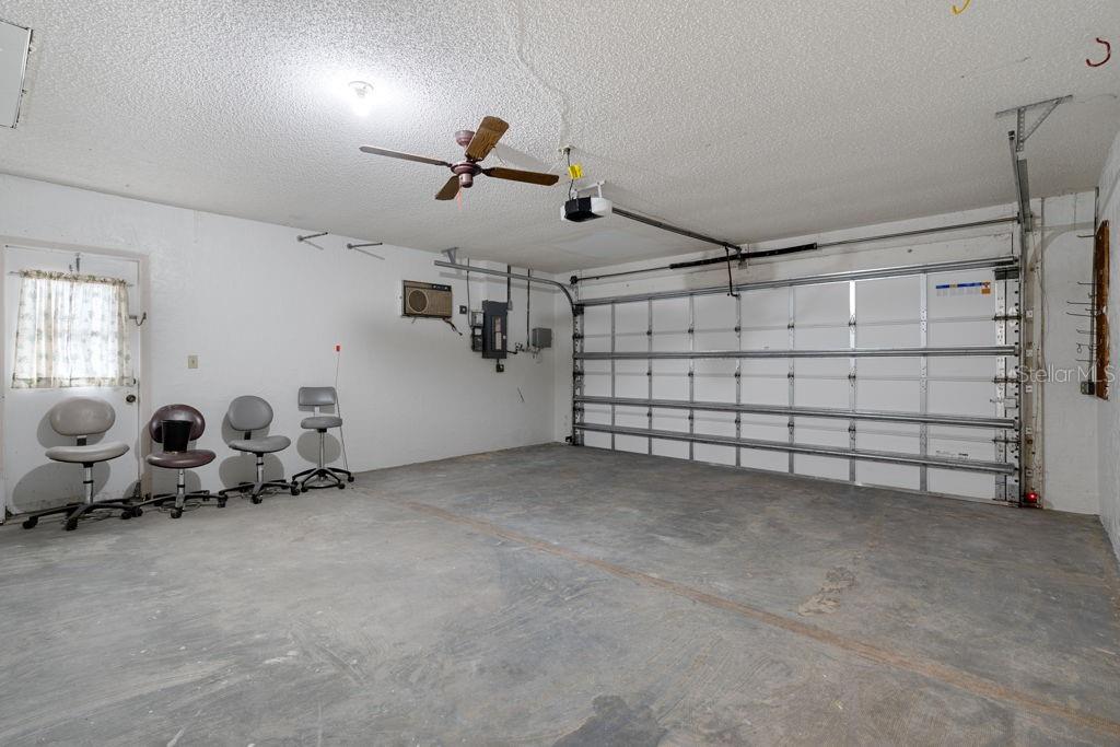 Image 34 of 62 For 5524 Gridley Lane