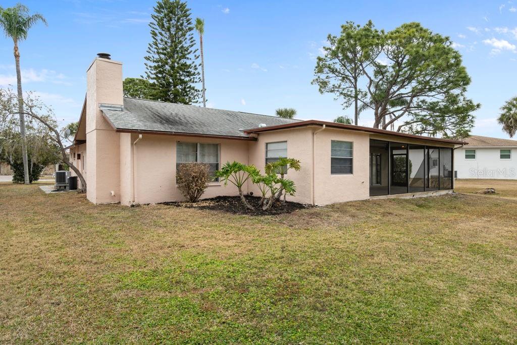 Image 39 of 62 For 5524 Gridley Lane