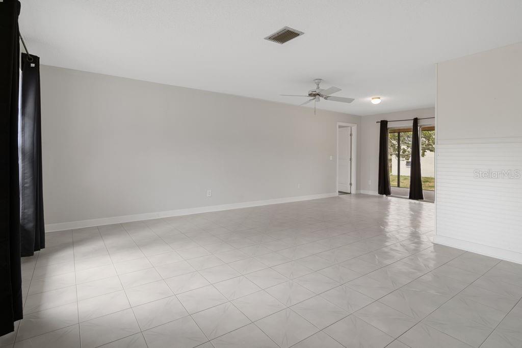 Image 7 of 62 For 5524 Gridley Lane