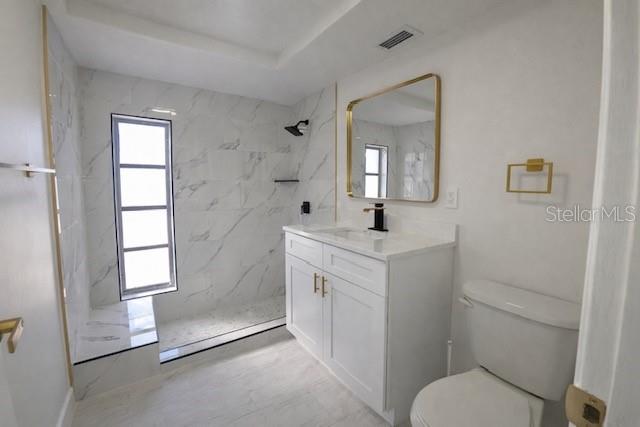 Image 14 of 23 For 12229 Bear Claw Loop