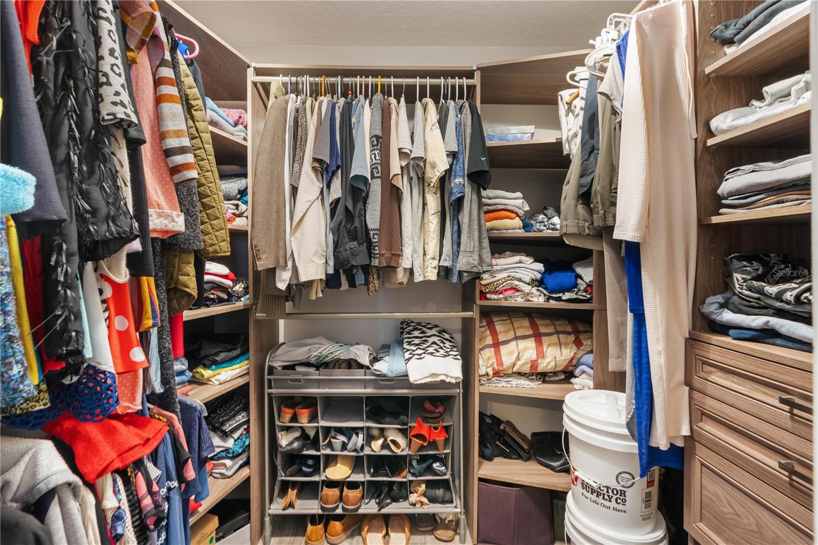 Image 20 of 28 For 7466 Apache Trail