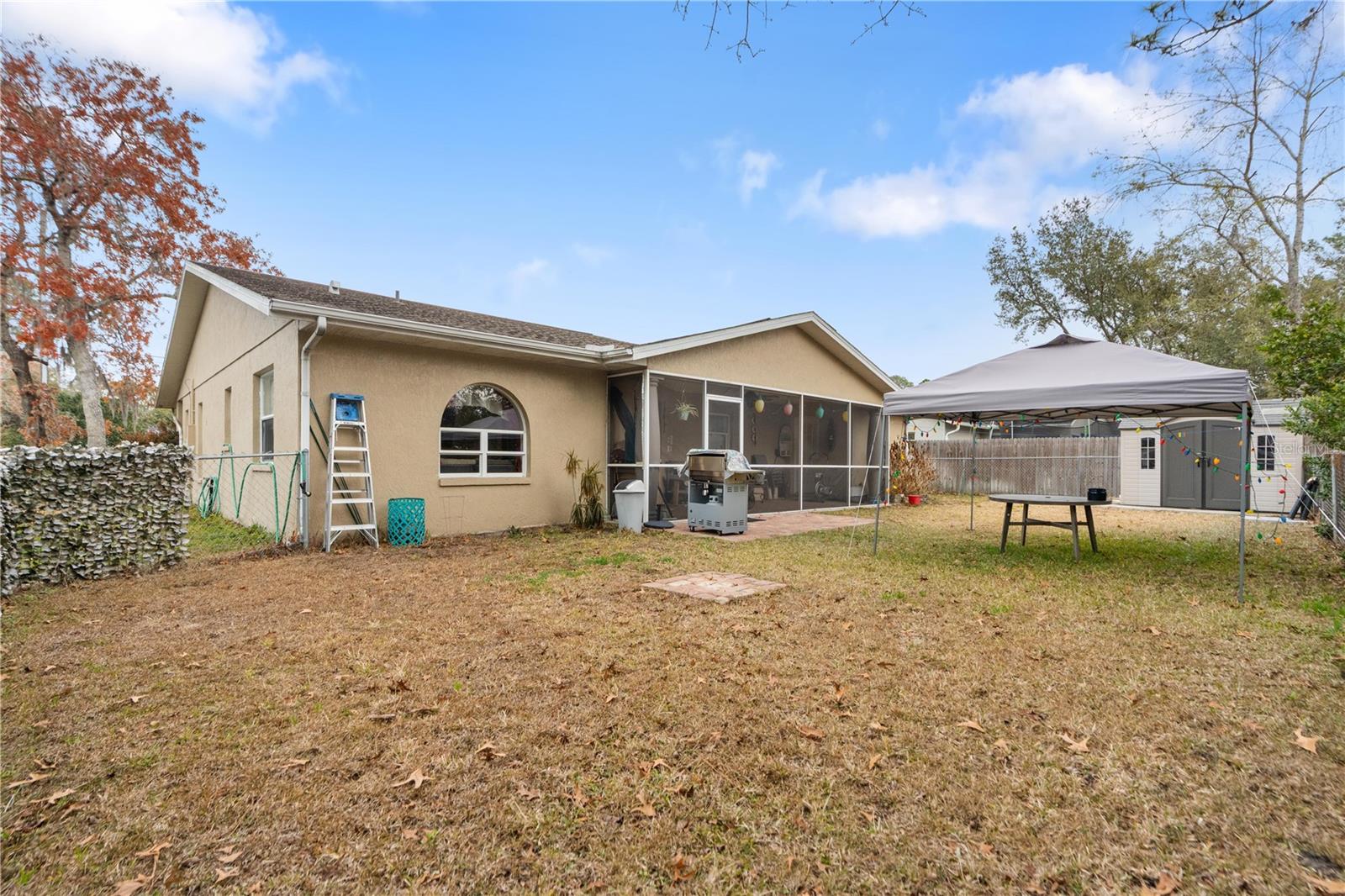 Image 5 of 28 For 7466 Apache Trail