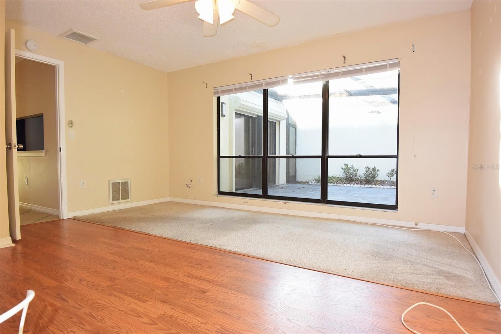 Image 19 of 34 For 5645 Hamilton Harbor Drive