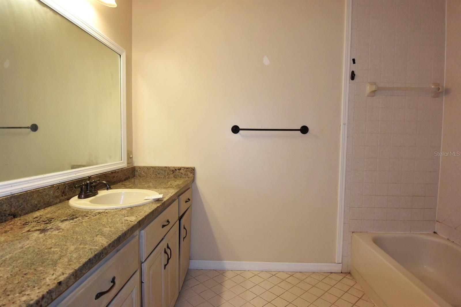 Image 21 of 34 For 5645 Hamilton Harbor Drive