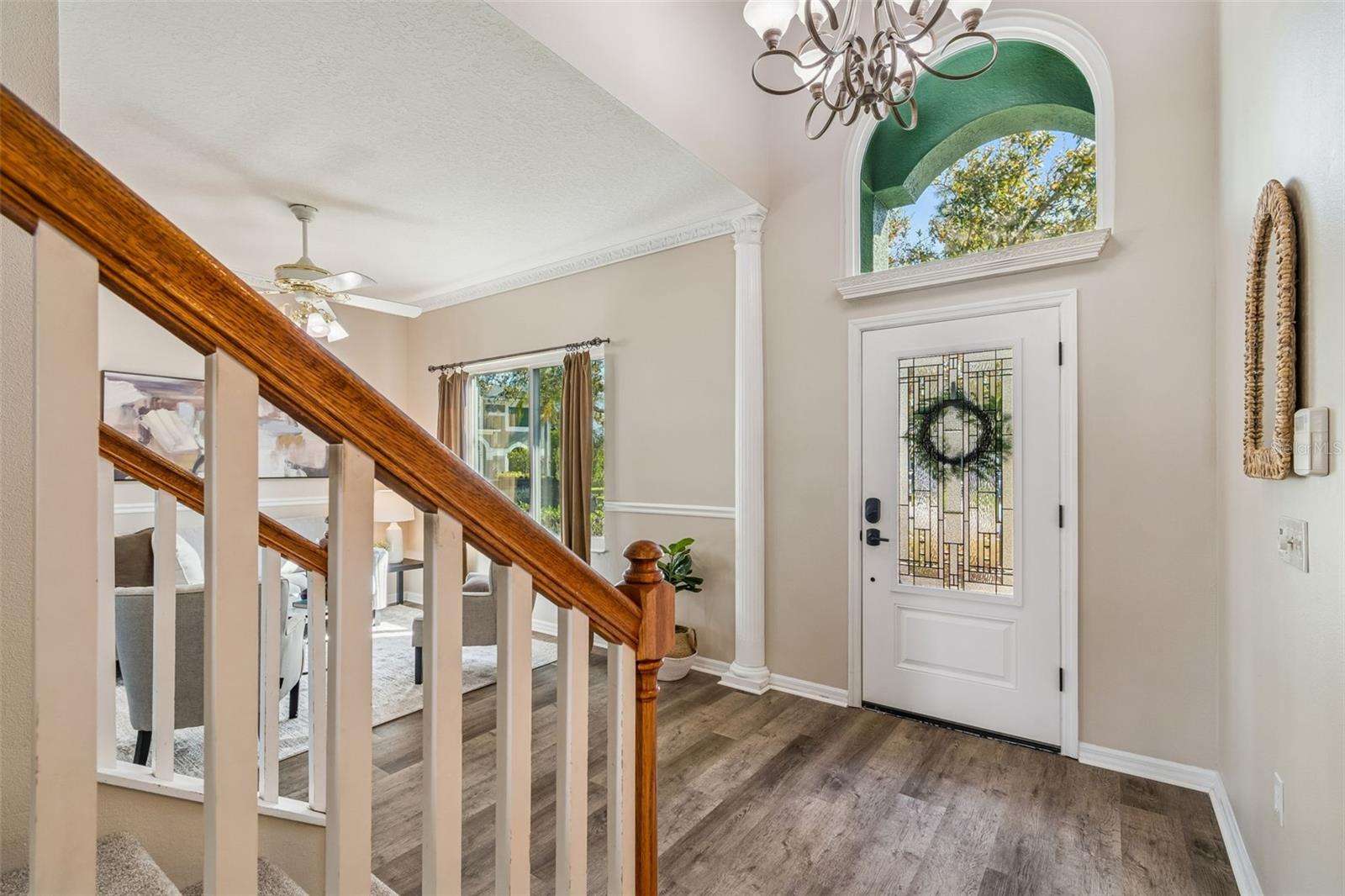 Listing photo id 10 for 1744 Mapleleaf Boulevard